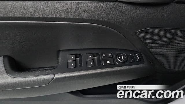 Hyundai Avante AD 1.6 GDI Value Plus, 2018 18