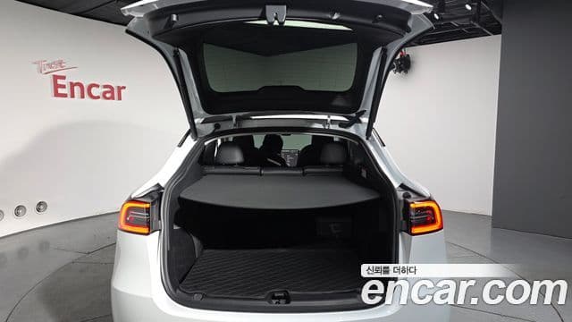 Tesla модель Y, 2024 20