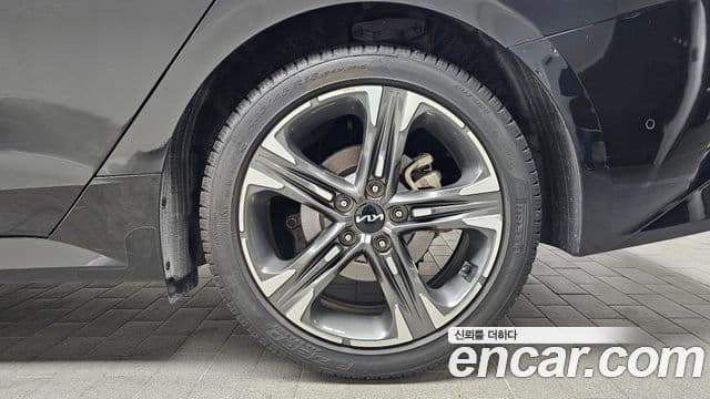 Kia K5 гибрид 3세대 Signature, 2023 все фото