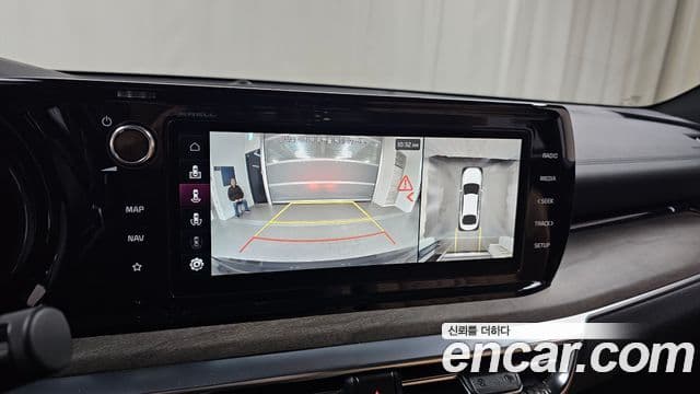 Kia K5 гибрид 3세대 Signature, 2023 16