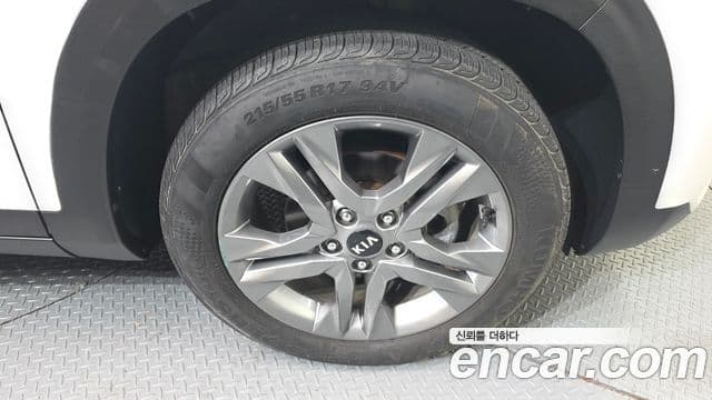 Kia Seltos Prestige, 2021 все фото