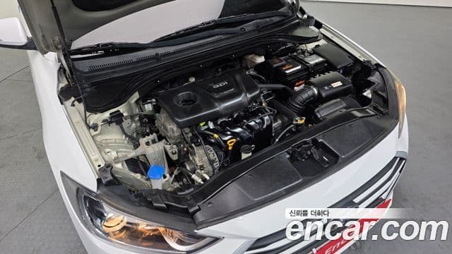 Hyundai Avante AD 1.6 GDI Smart, 2017 19