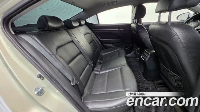 Hyundai Avante AD 1.6 GDI Smart, 2017 все фото