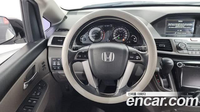 Honda Odyssey 4세대, 2016 13