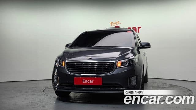 Kia All New Carnival Luxury, 2016 3