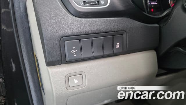 Kia All New Carnival Luxury, 2016 13