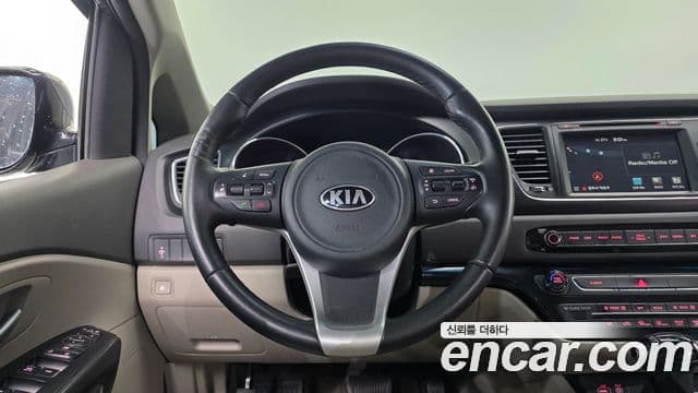 Kia All New Carnival Luxury, 2016 14