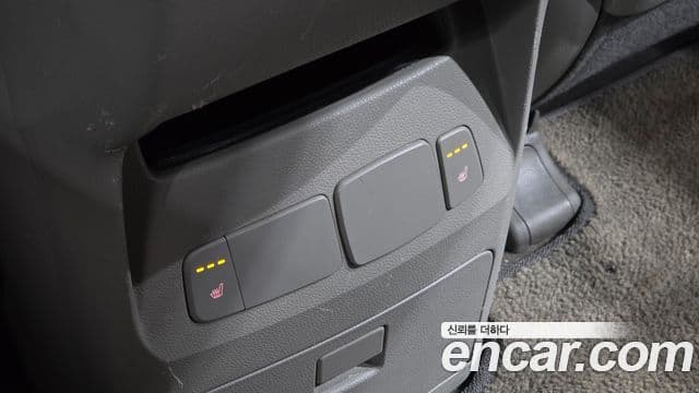 Kia All New Carnival Luxury, 2016 18