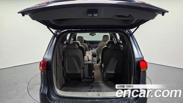 Kia All New Carnival Luxury, 2016 20