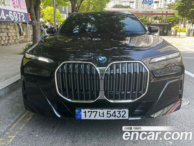 BMW 7시리즈 (G70) 750e xDrive M Sport, 2024 3