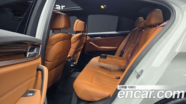 BMW 5시리즈 (G30) 520i M Sport, 2021 12