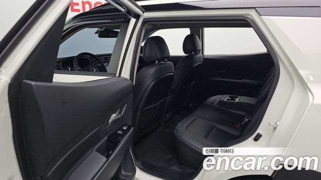 KG모빌리티(SsangYong) Beautiful Korando бензин 1.5 4WD C7 Black Edition, 2025 12