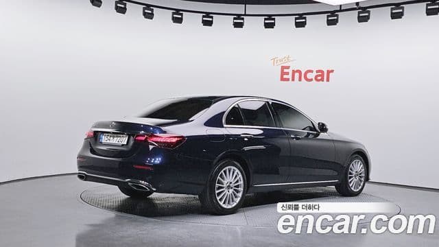 Mercedes-Benz E-класс W213 Exclusive, 2022 2