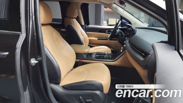 Kia Carnival 4세대 Signature, 2021 11