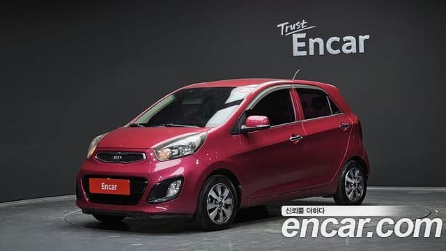 Kia All New Morning Deluxe Trendy, 2014 1