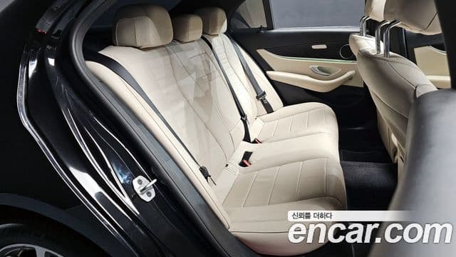 Mercedes-Benz E-класс W213 Avantgarde, 2023 12