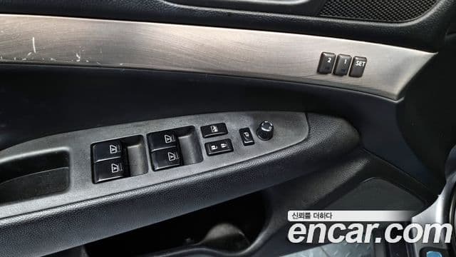 Infiniti G25 V36, 2012 17