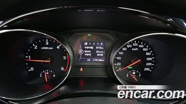 Kia All New Carnival Prestige, 2016 8