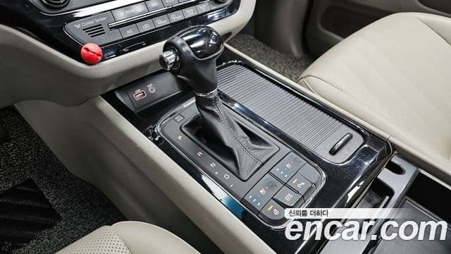 Kia All New Carnival Prestige, 2016 9