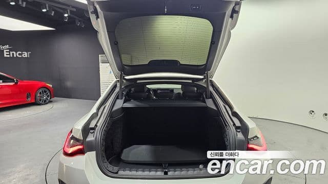 BMW i4 eDrive40 M Sport, 2022 21