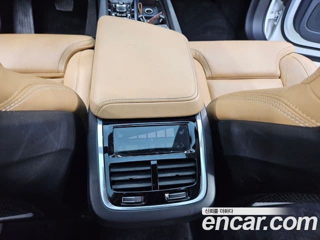 Volvo XC60 2세대 D5 Inscription, 2019 12