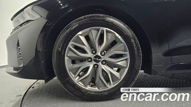 Kia K5 гибрид 3세대 Signature, 2022 все фото