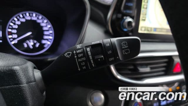 Hyundai Santa Fe TM Exclusive Special, 2019 18