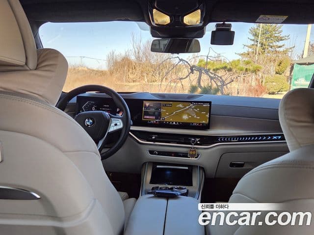 BMW X7 (G07) xDrive 40i Design Pure Excellence 7인승, 2025 8