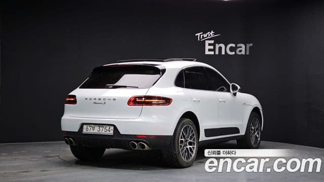 Porsche Macan 95B, 2015 2
