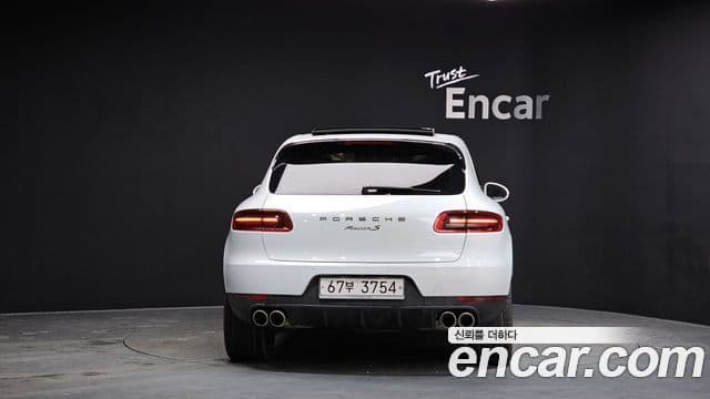 Porsche Macan 95B, 2015 4