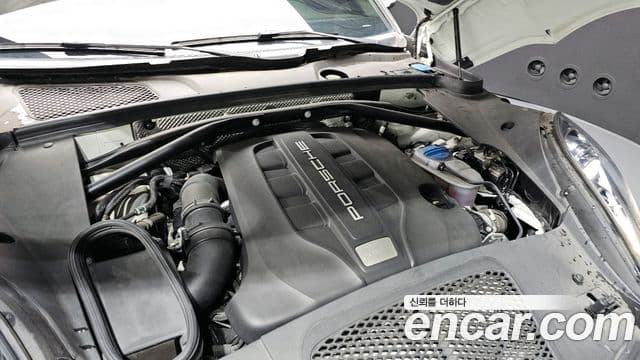 Porsche Macan 95B, 2015 6