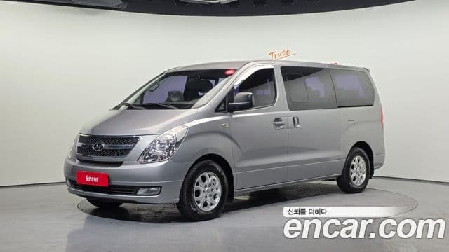 Hyundai Grand Starex CVX Premium, 2012 1