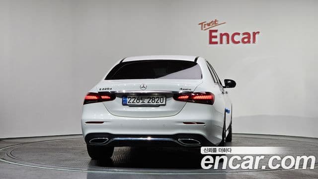 Mercedes-Benz E-класс W213 AMG Line, 2022 4