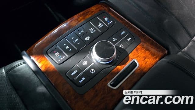 Hyundai Equus(новый кузов / новое поколение) Prestige, 2012 17