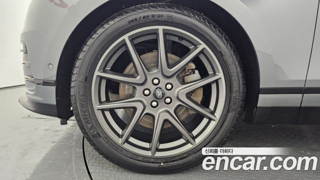 Land Rover Range Rover Velar 3.0 P400 Dynamic HSE, 2025 9