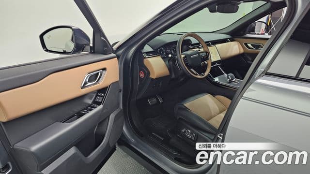 Land Rover Range Rover Velar 3.0 P400 Dynamic HSE, 2025 11