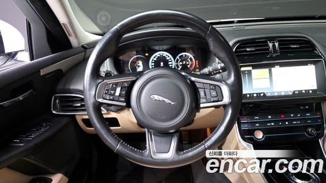 Jaguar XE 20d Prestige AWD, 2018 13