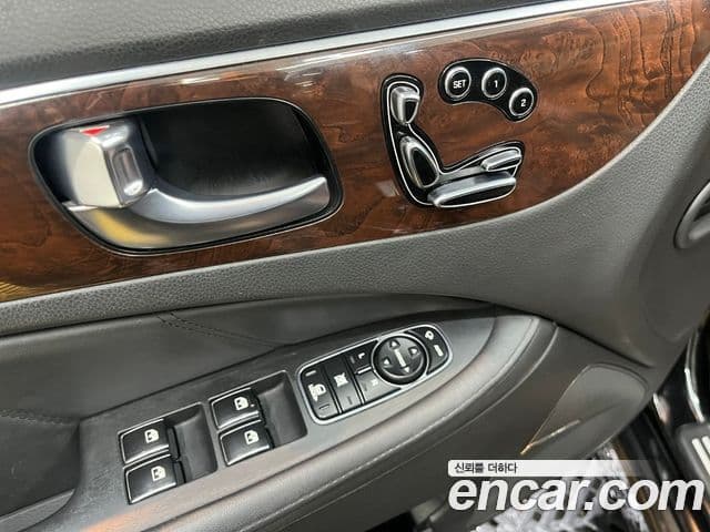 Hyundai Equus(новый кузов / новое поколение) Modern, 2013 13