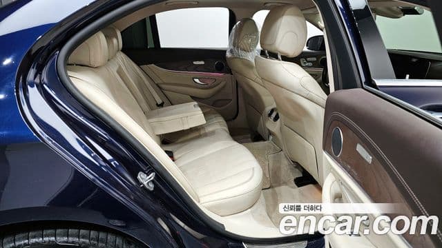 Mercedes-Benz E-класс W213 Exclusive, 2017 12