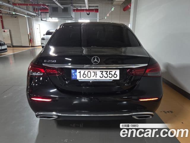 Mercedes-Benz E-класс W213 Avantgarde, 2023 4