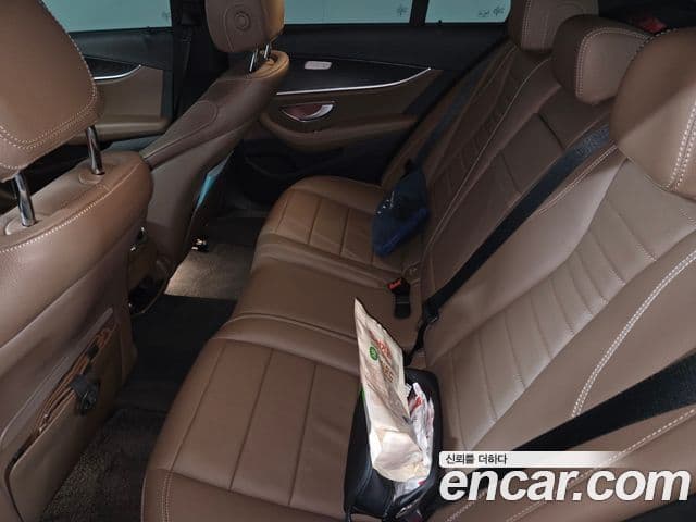 Mercedes-Benz E-класс W213 Avantgarde, 2023 7