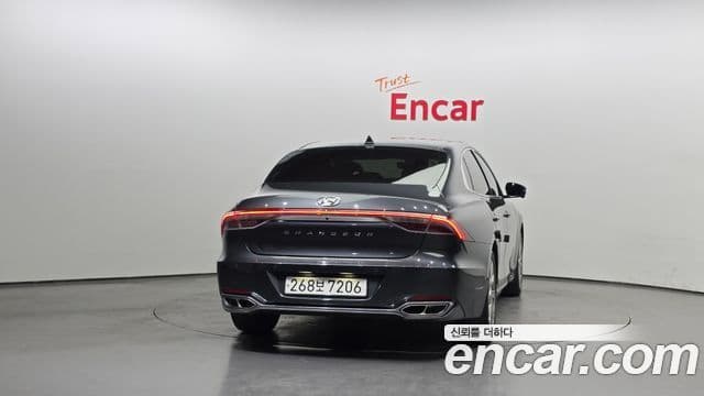 Hyundai The / новый New Grandeur IG гибрид Calligraphy, 2021 4