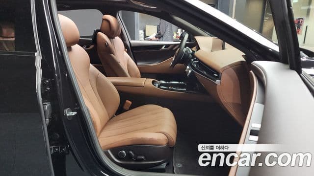 Genesis G80 (RG3) бензин 2.5 турбо 2WD, 2022 11