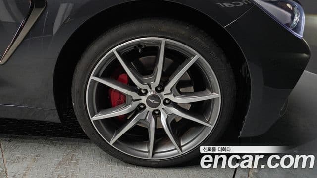 Genesis G70 Supreme, 2018 все фото