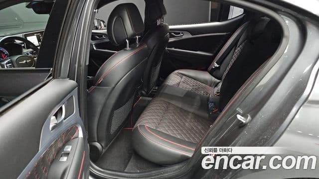 Genesis G70 Supreme, 2018 12