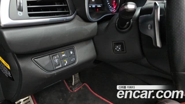 Genesis G70 Supreme, 2018 18