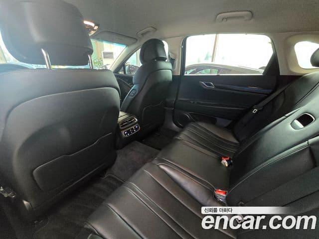 Genesis G80 (RG3) бензин 2.5 турбо AWD, 2023 9