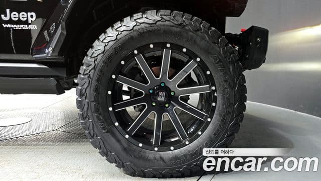 Jeep Wrangler (JL) 2.0 Overland 4도어, 2019 все фото