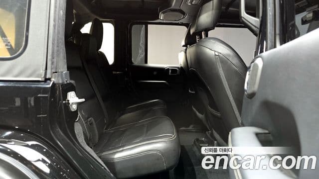 Jeep Wrangler (JL) 2.0 Overland 4도어, 2019 12