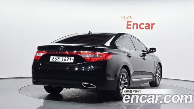 Hyundai Grandeur HG Luxury, 2011 2